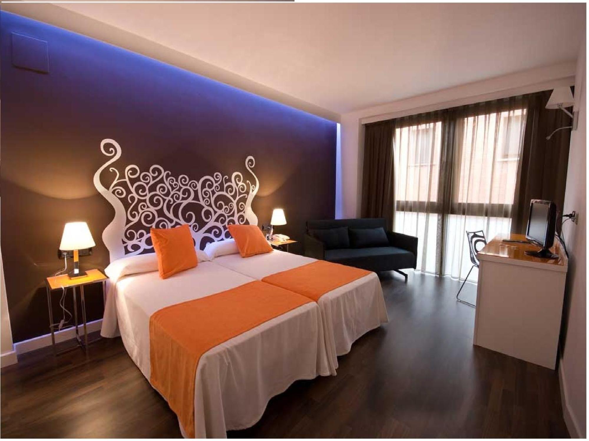 Hotel Teruel Plaza Oda fotoğraf